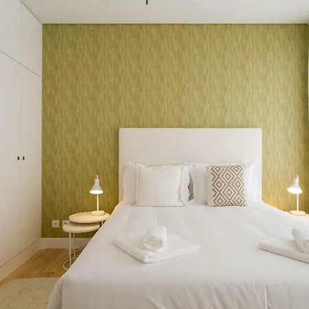 Altido Elegant Deluxe & Altido Luxurious 3-bedroom Apt With Terrace In Intendente Apartman *