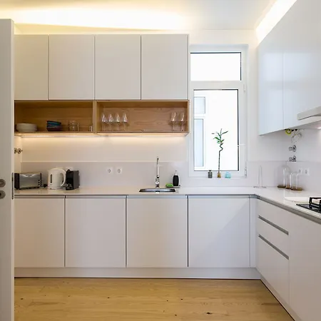 Altido Elegant Deluxe & Altido Luxurious 3-bedroom Apt With Terrace In Intendente Apartman